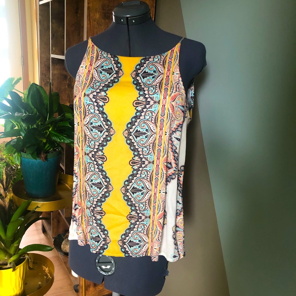 Renee C Sleeveless blouse